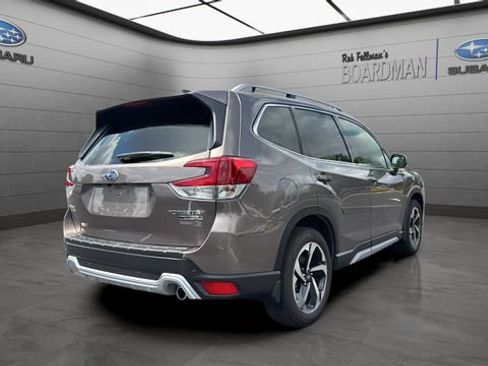Used 2023 Subaru Forester Touring AWD/4WD image 5