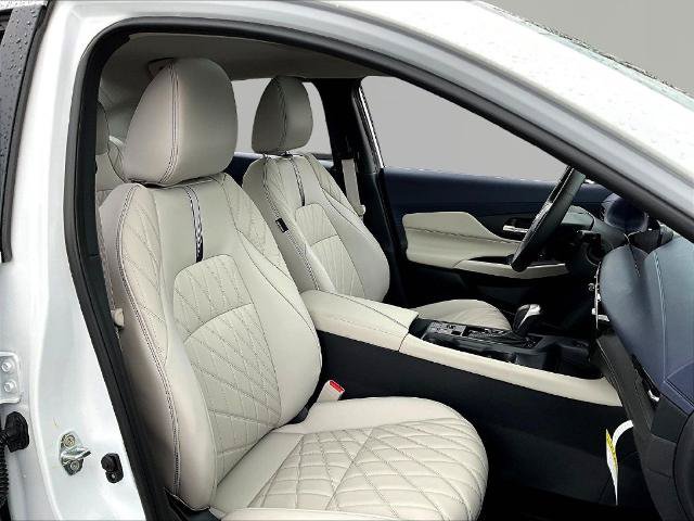 Certified 2026 Nissan Sentra SL w/ Floor Mat Package FWD image 29