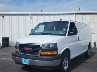 Used 2025 GMC Savana 2500 w/ Driver Convenience Package RWD video 1