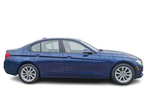 Used 2018 BMW 320i xDrive Sedan w/ Convenience Package image 7