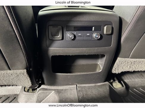 Used 2017 Chevrolet Suburban LT AWD/4WD image 13