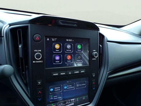 Certified 2025 Subaru Impreza 2.0i image 16