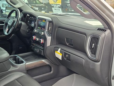 Used 2020 GMC Sierra 1500 SLT image 29