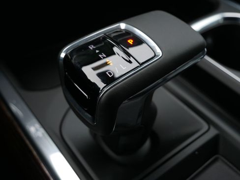 New 2026 GMC Sierra 1500 Elevation w/ Preferred Package image 9