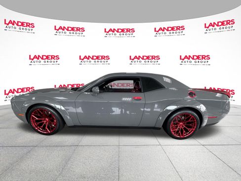 Used 2023 Dodge Challenger SRT Hellcat RWD image 6