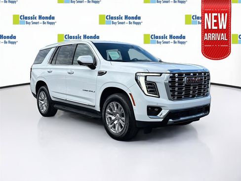 Used 2025 GMC Yukon Denali RWD image 1