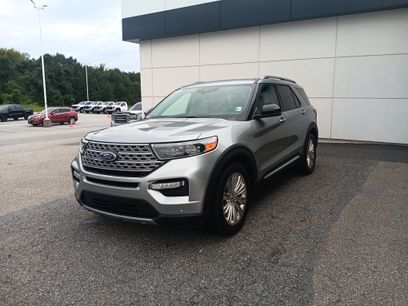 Used 2023 Ford Explorer Limited w/ Limited Technology Package