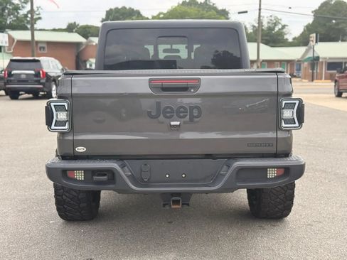 Used 2021 Jeep Gladiator Sport AWD/4WD image 8