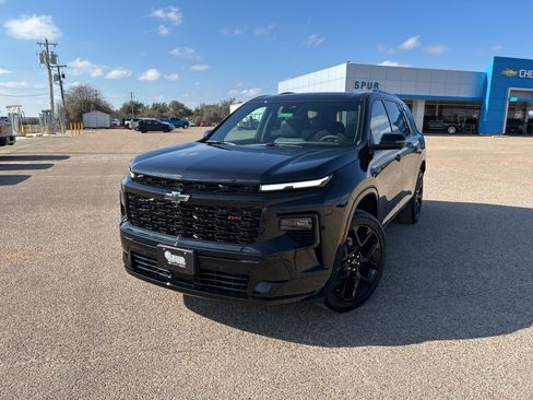 New 2026 Chevrolet Traverse RS w/ LPO, Floor Liner Package image 1