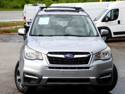 Used 2017 Subaru Forester 2.5i Premium w/ All-Weather Package image 6