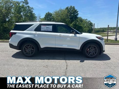 New 2026 Ford Explorer ST w/ Sun And Sound Package AWD/4WD image 3