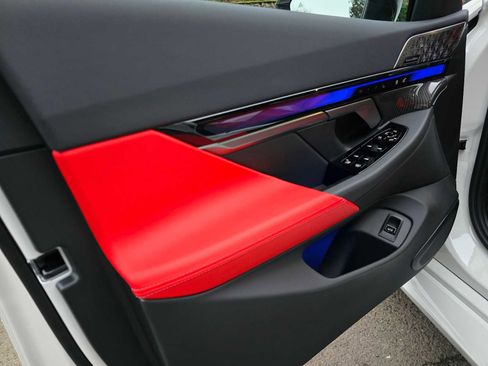 New 2026 BMW M5 w/ Carbon Package image 19