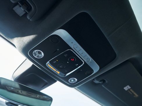 Used 2023 Bentley Continental GT Azure image 71