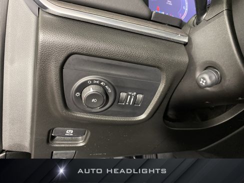 Used 2023 Jeep Grand Cherokee L Overland AWD/4WD image 26