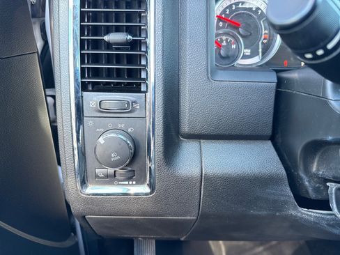 Used 2018 RAM 1500 Laramie w/ Convenience Group image 24