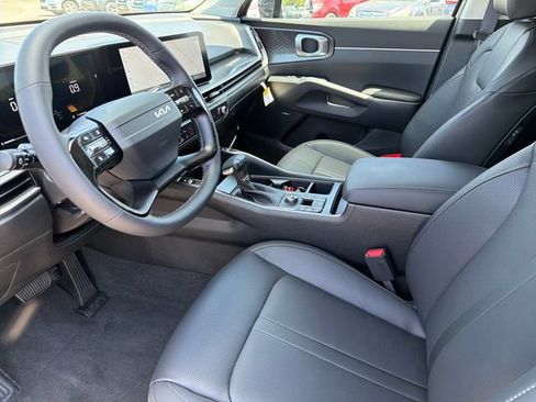 New 2026 Kia Sorento EX FWD image 17