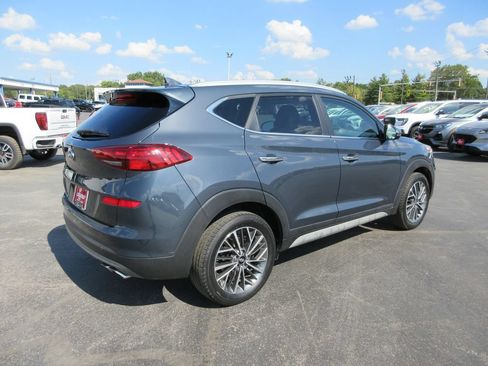 Used 2021 Hyundai Tucson Limited w/ Cargo Package FWD image 6