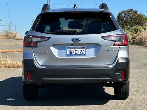 Used 2021 Subaru Outback Premium AWD/4WD image 8