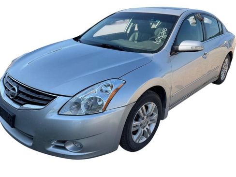 Used 2012 Nissan Altima 2.5 SL w/ 2.5SL Pkg FWD image 1