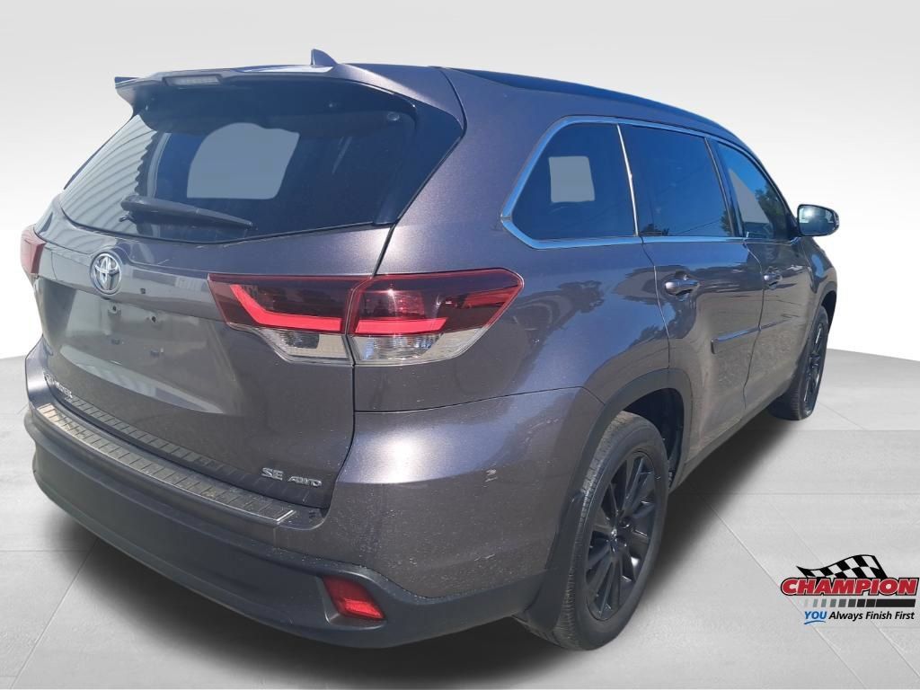 Used 2019 Toyota Highlander SE w/ Protection Package #3 AWD/4WD image 5