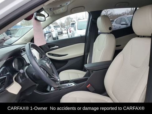 Used 2021 Buick Encore GX Essence image 6