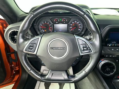 Used 2022 Chevrolet Camaro LT w/ Technology Package RWD image 16