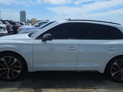 Used 2024 Audi SQ5 Premium Plus w/ Premium Plus Package AWD/4WD image 3