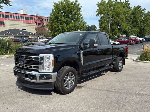 Used 2025 Ford F350 XLT w/ FX4 Off-Road Package AWD/4WD image 7
