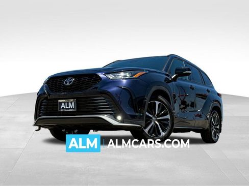 Used 2022 Toyota Highlander XSE AWD/4WD image 1
