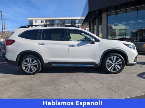 Used 2022 Subaru Ascent Touring image 2