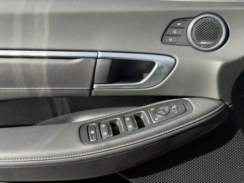 Used 2025 Hyundai Sonata Limited image 26