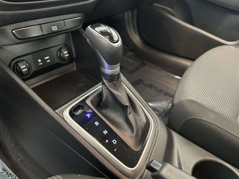 Used 2020 Hyundai Accent SE FWD image 20