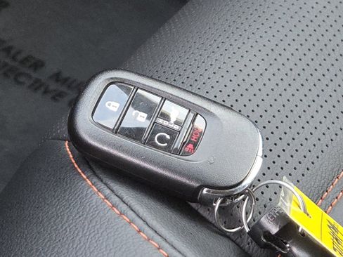 Used 2025 Honda CR-V Sport-L image 36