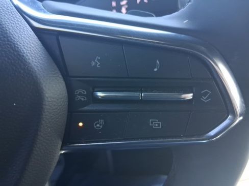 Certified 2025 Chevrolet Suburban Premier image 37