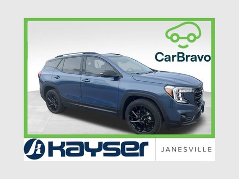 Certified 2024 GMC Terrain SLT w/ Elevation Edition AWD/4WD image 1