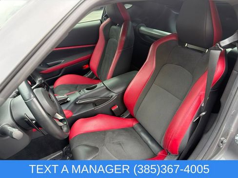 Used 2024 Nissan Z Performance w/ Floor Mat Package RWD image 13