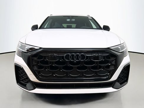 Used 2025 Audi SQ8 Premium Plus AWD/4WD image 2