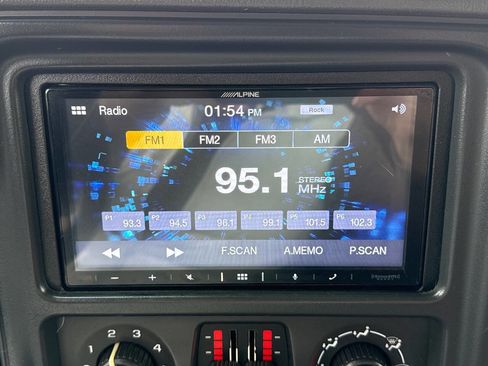 Used 2004 GMC Sierra 1500 SLE w/ Light Duty Power Package image 23