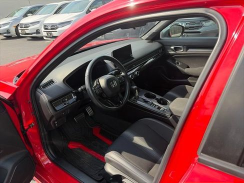 Used 2024 Honda Civic Sport image 9
