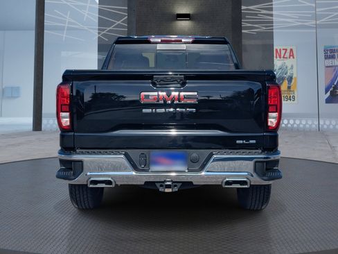 Used 2024 GMC Sierra 1500 SLE image 5