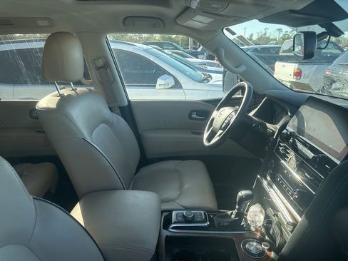 Used 2023 Nissan Armada SL image 13