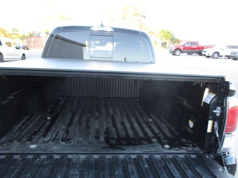 Used 2023 Toyota Tacoma Limited image 19