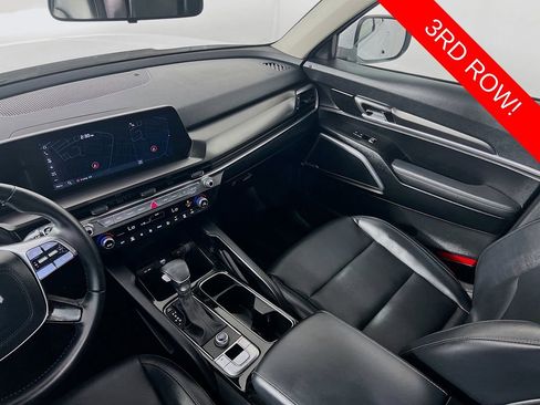Certified 2024 Kia Telluride LX FWD image 23