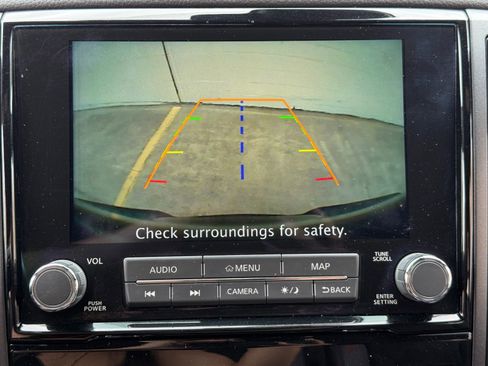 Used 2023 Nissan Titan PRO-4X AWD/4WD image 23