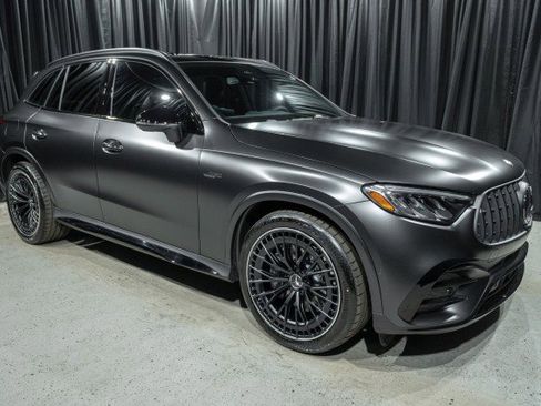 New 2026 Mercedes-Benz GLC 43 AMG 4MATIC image 3