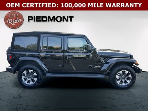 Used 2023 Jeep Wrangler Unlimited Sahara w/ Cold Weather Group AWD/4WD image 8