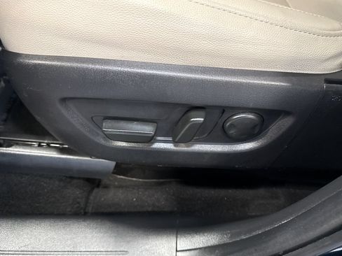 Certified 2024 MAZDA CX-90 Plug-In Hybrid w/ Premium Pkg AWD/4WD image 28