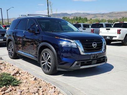 Used 2023 Nissan Pathfinder Platinum