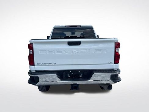 Used 2024 Chevrolet Silverado 2500 LT AWD/4WD image 4