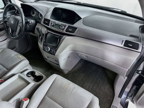 Used 2014 Honda Odyssey Touring Elite image 36